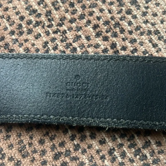 Gucci leather belt size small 🖤🤍 - Picture 3 of 6